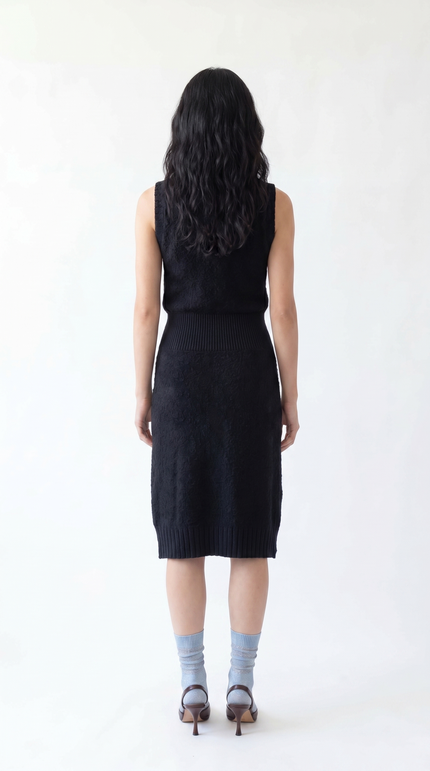 Scattered Light Round Neck Dress _ Organic Cotton Knit with Mirror Embroidery