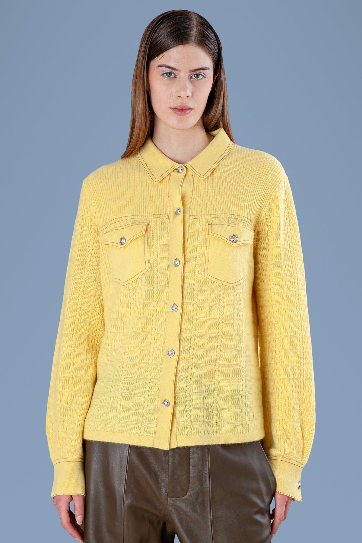 Front bust of yellow cashmere shirt with chest pockets