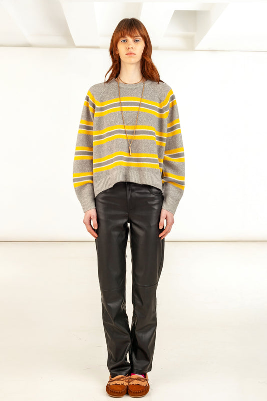 Yellow grey striped wool cashmere sweater front view – Happy Sheep

Close-up hand-dyed stripe detail yellow grey sweater

Back view yellow grey striped cashmere sweater

Texture of wool cashmere stripes – Happy Sheep sweater