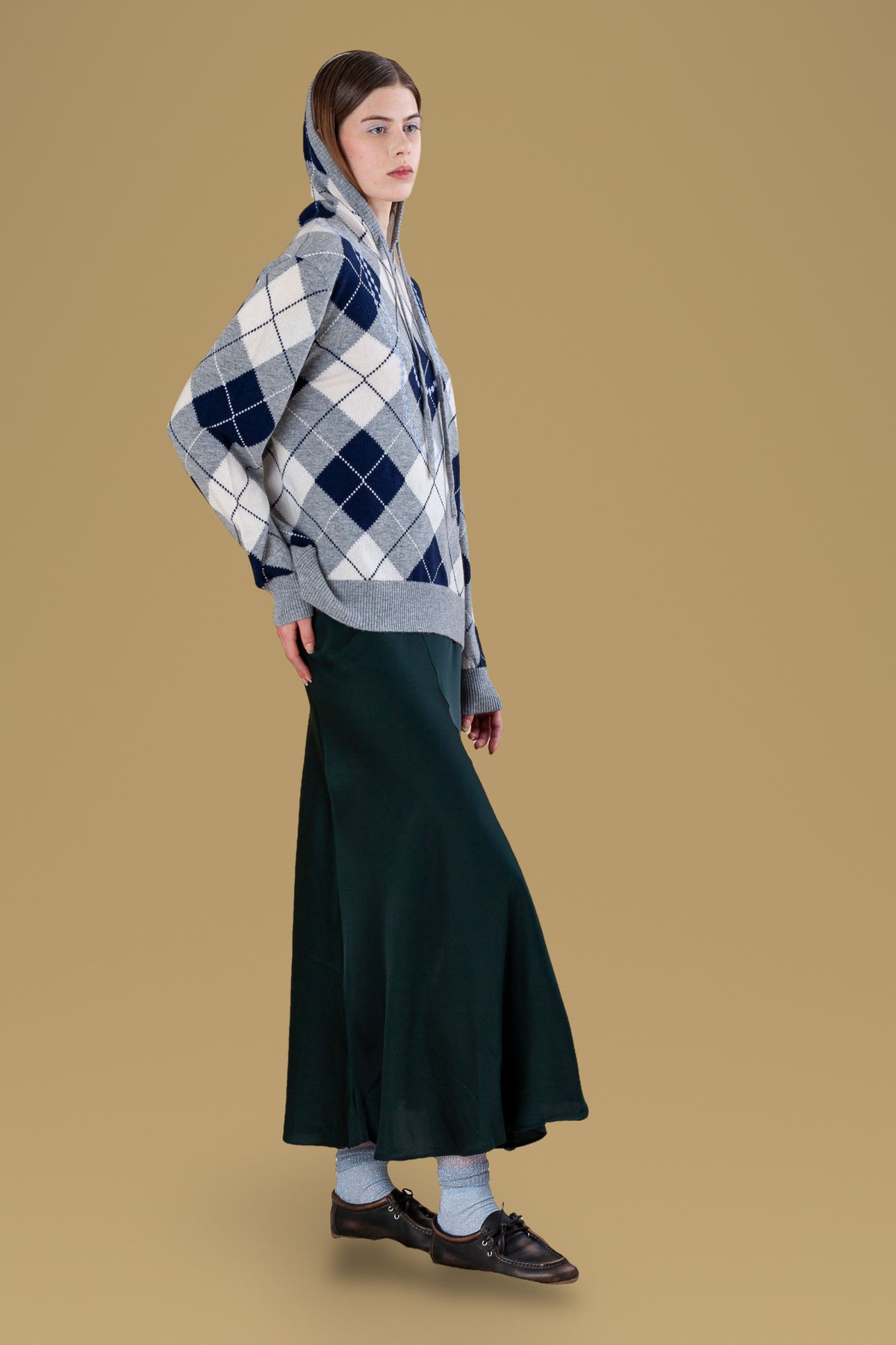 Pearl Necklace Argyle Hoodie · Grey, side view