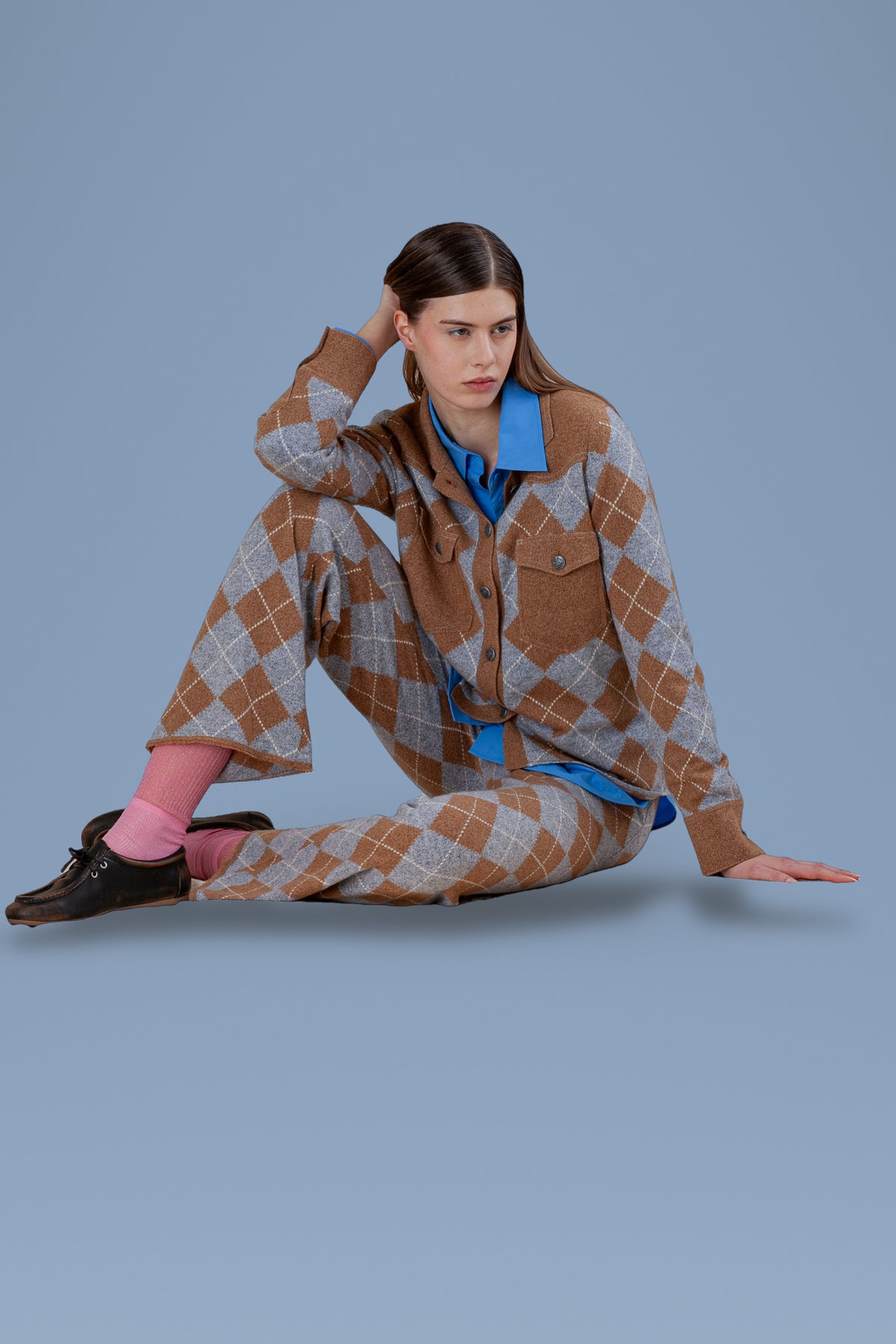Argyle Cashmere Shirt · Cuoio, pose view